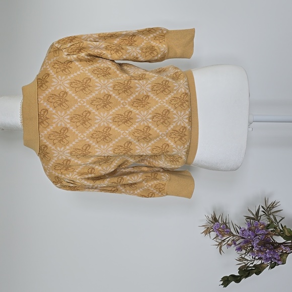 Simple Retro Floral Sweater - Picture 4 of 9